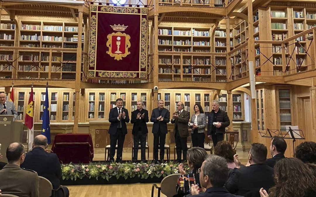 Entregadas las medallas a los hijos predilectos en la biblioteca de la merced